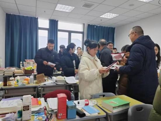 DDD1DF1253314CC671D6B7C5E3770D3A